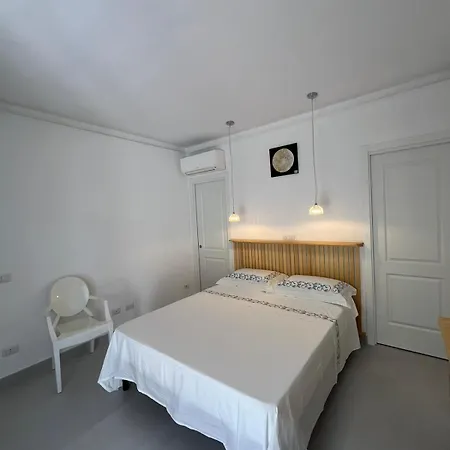 Luna Bed & Breakfast *