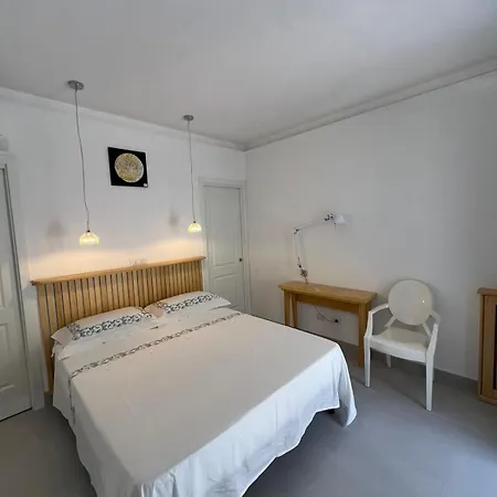 Luna Bed & Breakfast