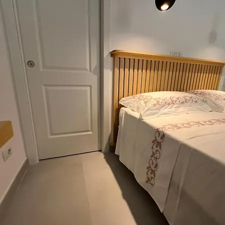 Luna Bed and Breakfast *